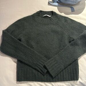 Vince Green Cropped Sweater size Small